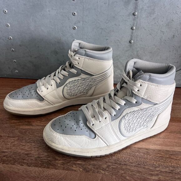 Heaven on Earth High-Top Sneakers - Men’s Size 8 - Picture 3 of 8